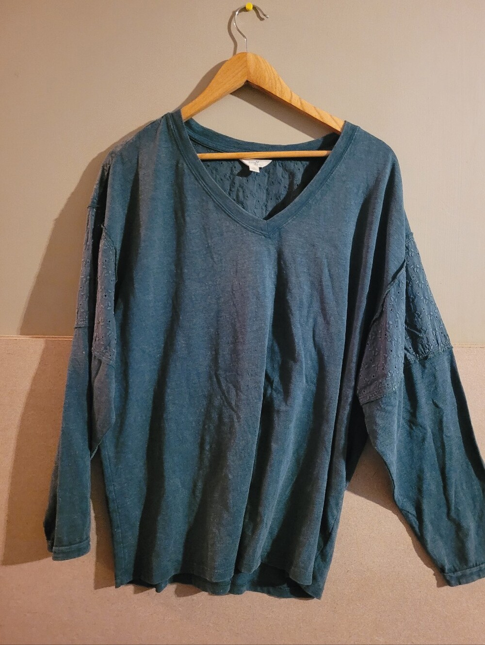 Terra & Sky Deep Teal V-Neck Top with Eyelet Detail 0x